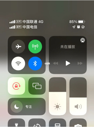 娄烦苹果手机维修分享iPhone双卡信号解决办法 