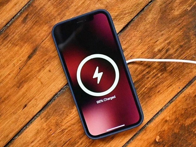 娄烦苹果手机维修分享iPhone 12可以随便充电吗 
